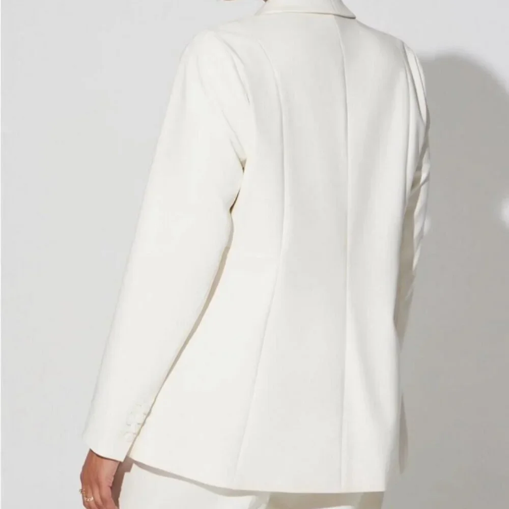 Studio by Torrid Ivory Refined Crepe Blazer – Size 1X